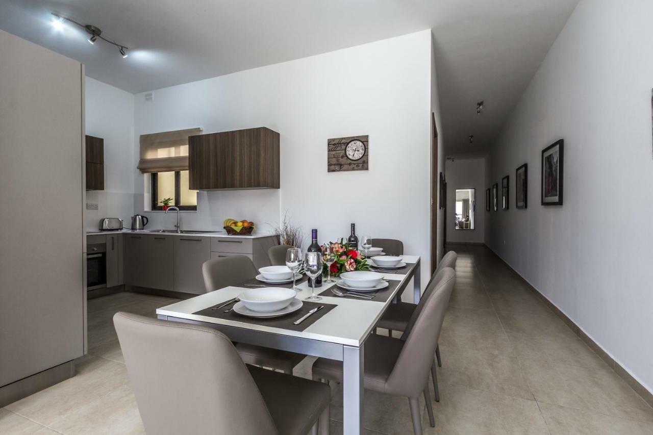 Sunny Modern Apartments Mellieha Ngoại thất bức ảnh