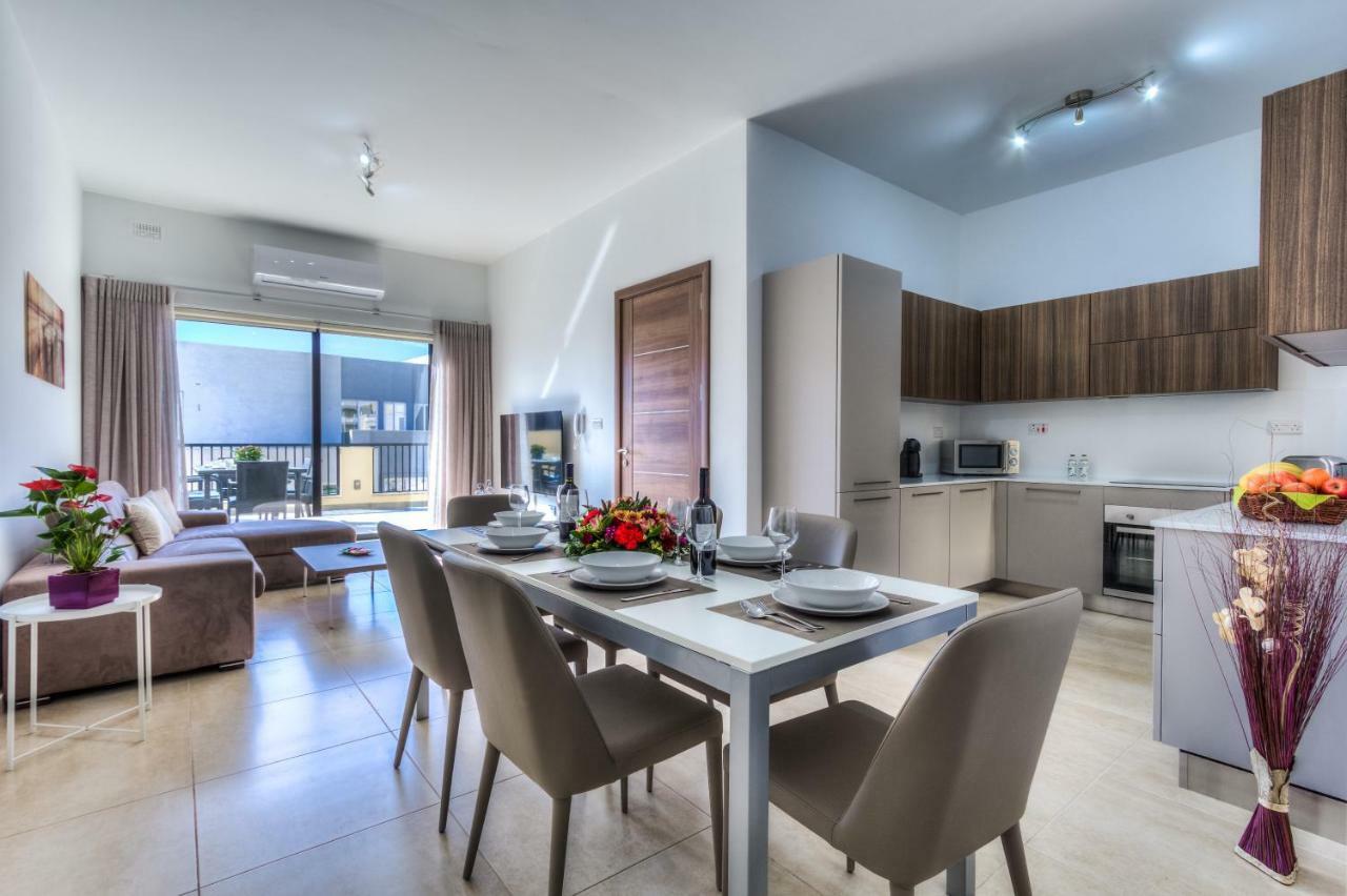 Sunny Modern Apartments Mellieha Ngoại thất bức ảnh